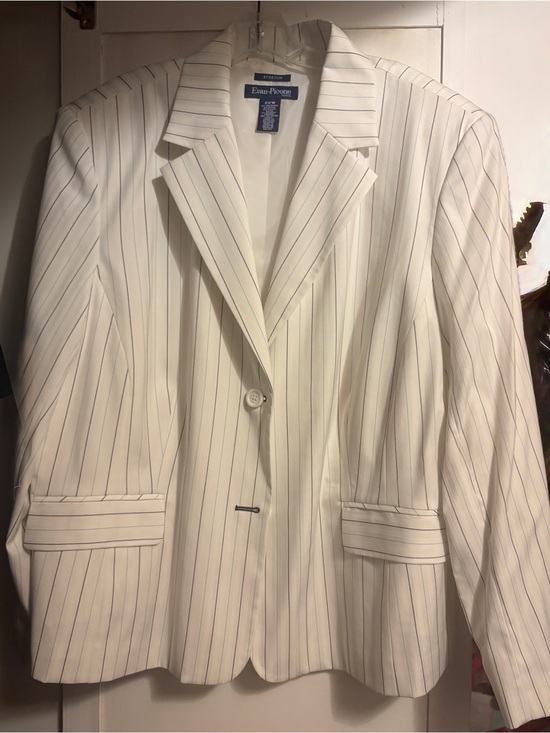 Evan Picone Jackets & Blazers - Evan Picone White Blazer with Gray and Blue Pinstripes